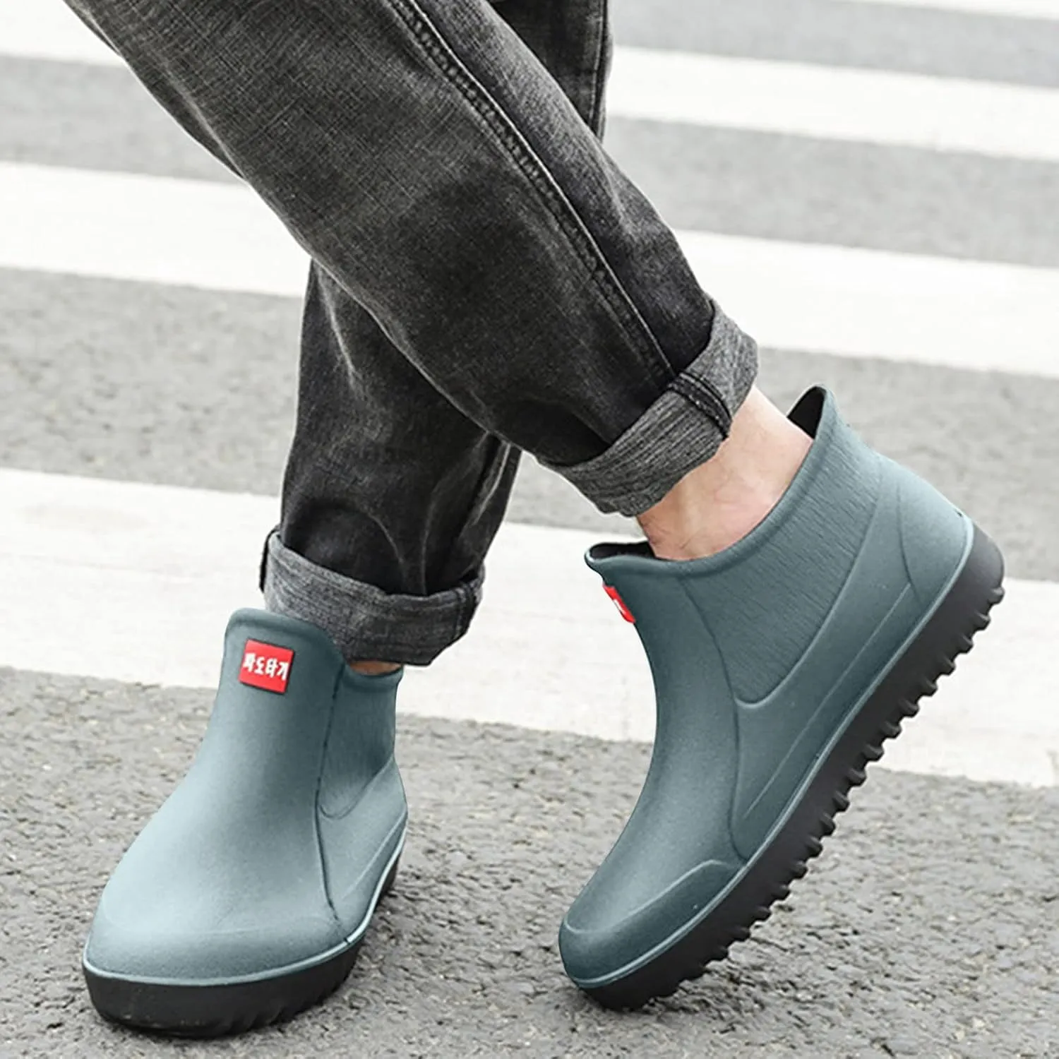 NLOMOCT Rain Boots for Women Wide Comfort Lightweight Waterproof Garden Boots Cute Soft Insole Short Rain Boots for Outdoor